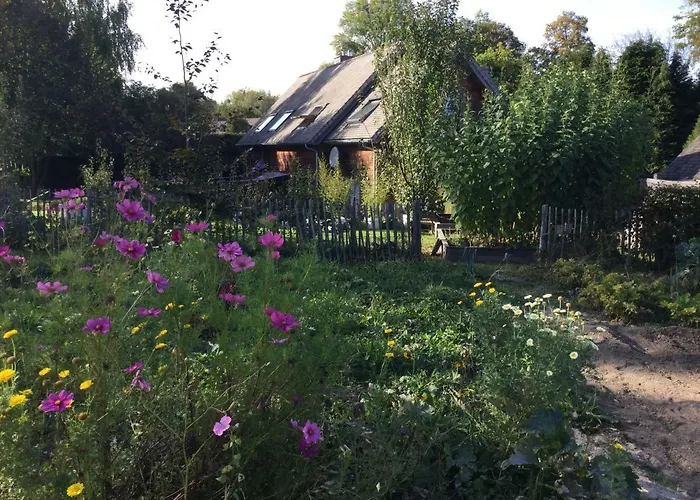 L'eau Claire Nocleg ze śniadaniem La Hulpe